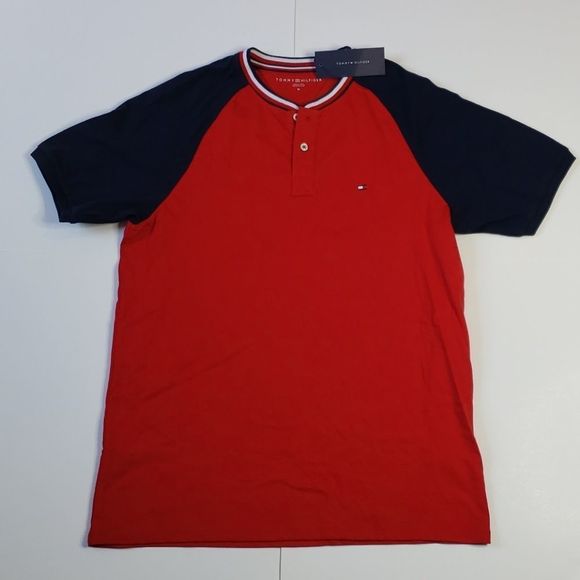 Tommy Hilfiger T-Shrit - Picture 1 of 3